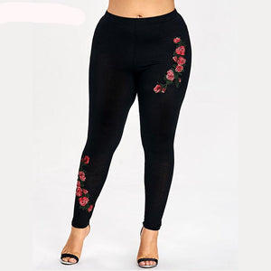 Plus Size Embroidery Floral Leggings